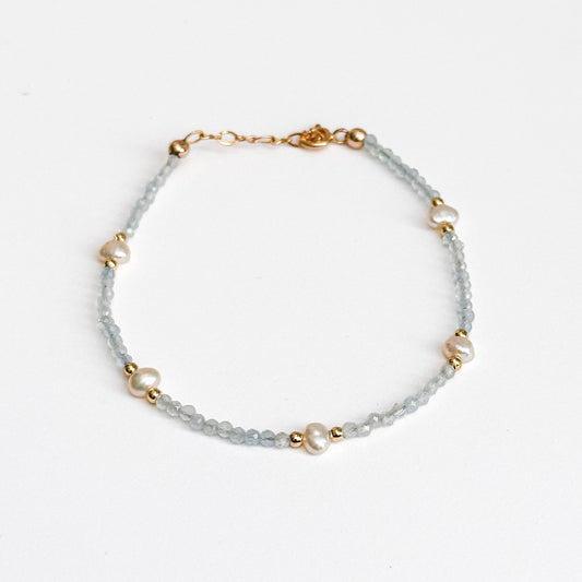 Aquamarine & Freshwater Pearl Jewelry