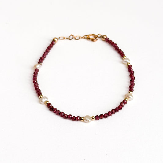 Garnet & Freshwater Pearl Jewelry
