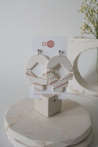 Off white dangle